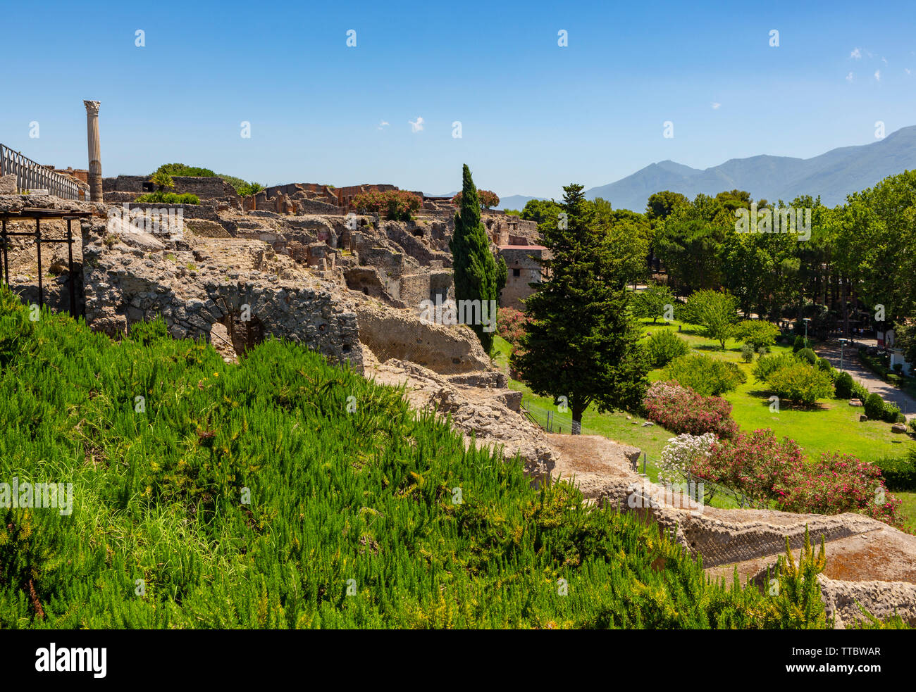 Pompei, antica città romana nei pressi di Napoli moderno nella regione Campania Italia che è stata sepolta sotto 4 a 6 m di ceneri vulcaniche e pomice in er Foto Stock