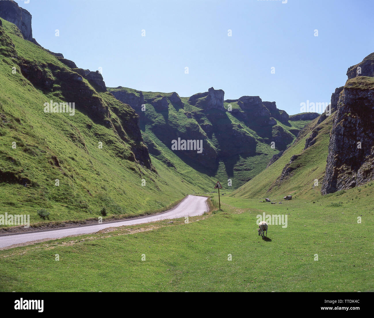 Winnats Pass, Peak District del Derbyshire, Derbyshire, England, Regno Unito Foto Stock