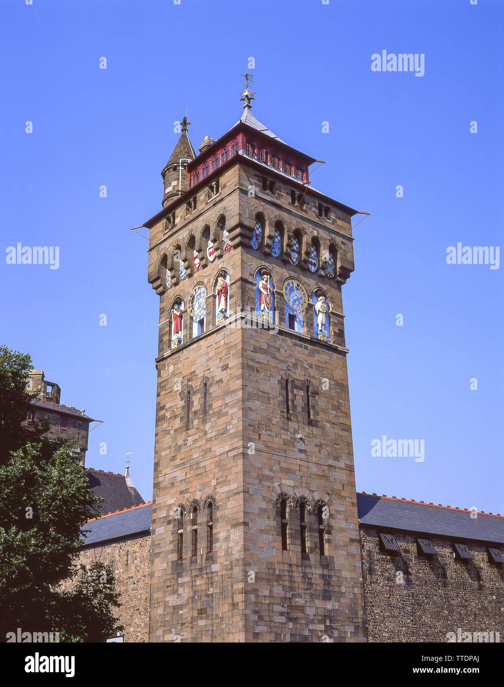 La Torre dell'Orologio, Castello di Cardiff, Cardiff Wales, Regno Unito Foto Stock