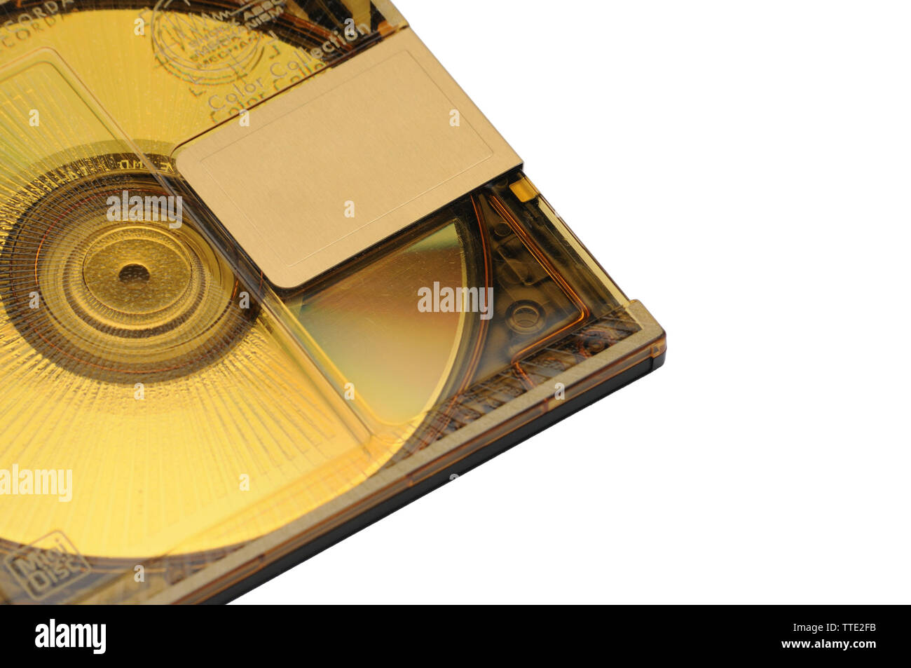 Riscrivibile Compatto Mini Disc- MD per la registrazione digitale  rilasciato in 90s isolato su un fondo bianco Foto stock - Alamy