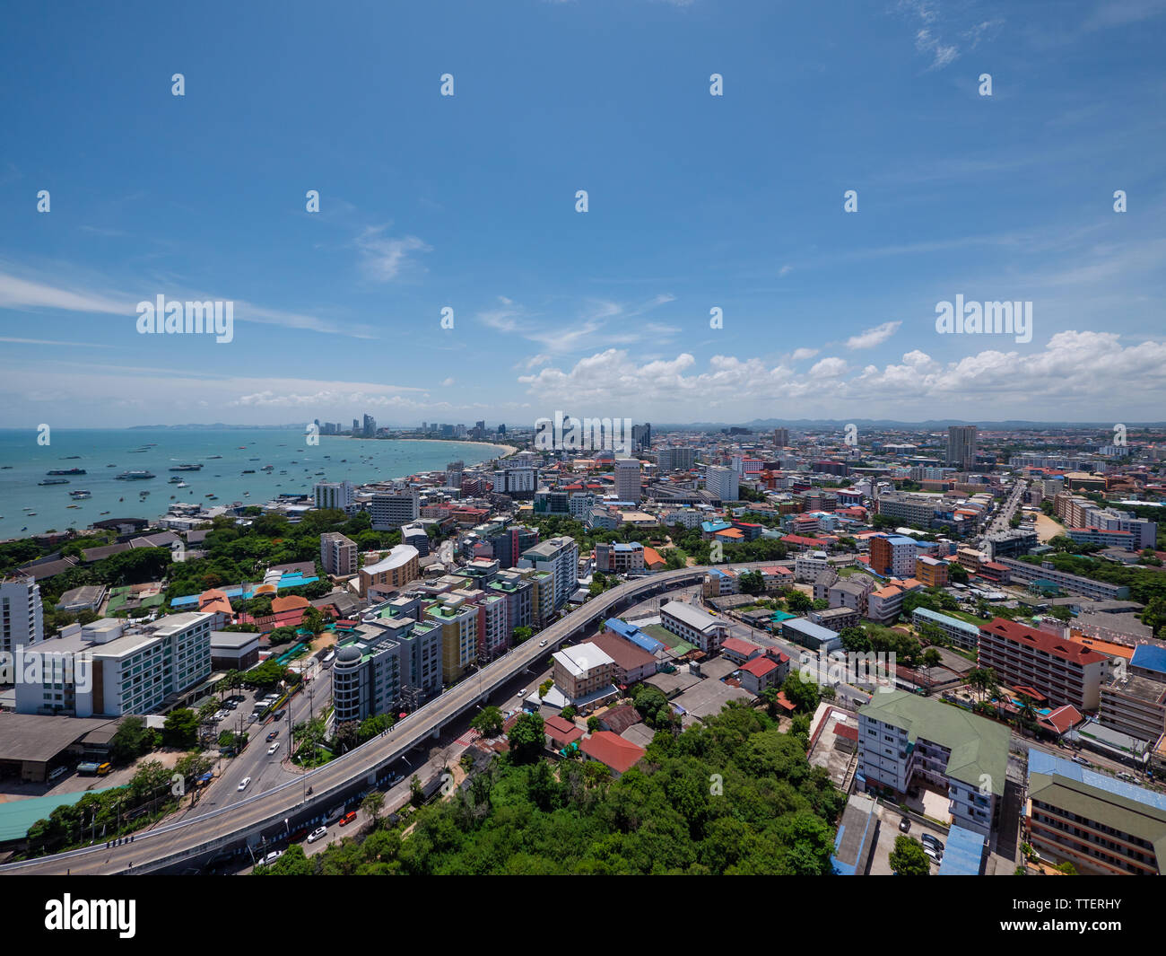 Pattaya, il popolare resort city in Thailandia, famosa per le sue spiagge e i suoi molti bar e redlight distretti. Foto Stock