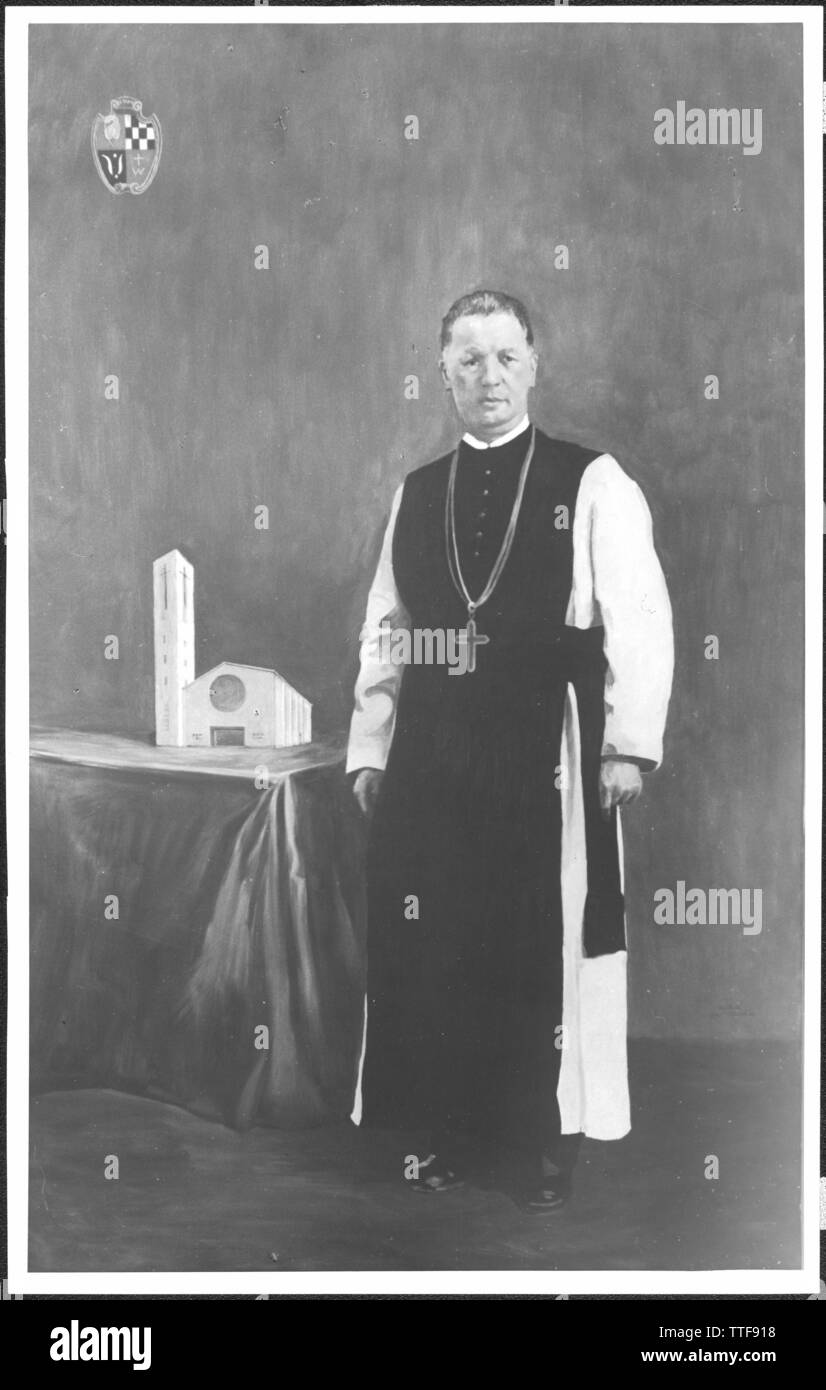 Pfennigbauer, Frederick, immagine nell'abitudine (full-length, permanente in pieno viso con croce pettorale, accanto a lui il modello di una chiesa) nella vite angolo superiore kick stemma. fotografia basato su un dipinto da Oskar Lautischar, Additional-Rights-Clearance-Info-Not-Available Foto Stock
