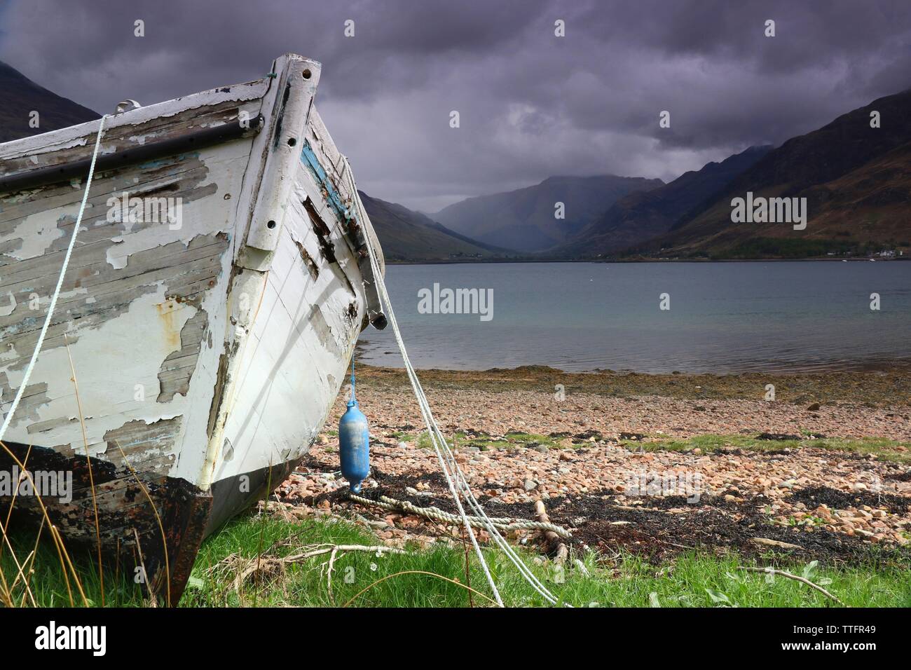 Lago delle Highlands scozzesi Foto Stock