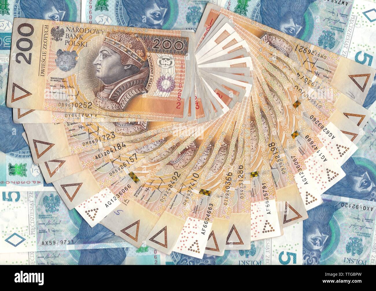 Polish zlotys - valuta polacca, 200 e 50 PLN bollette (banconote valore facciale PLN 200 e 50) - tappeto dal denaro Foto Stock
