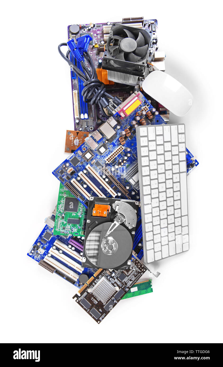 Insieme di parti di un computer isolato su bianco Foto Stock