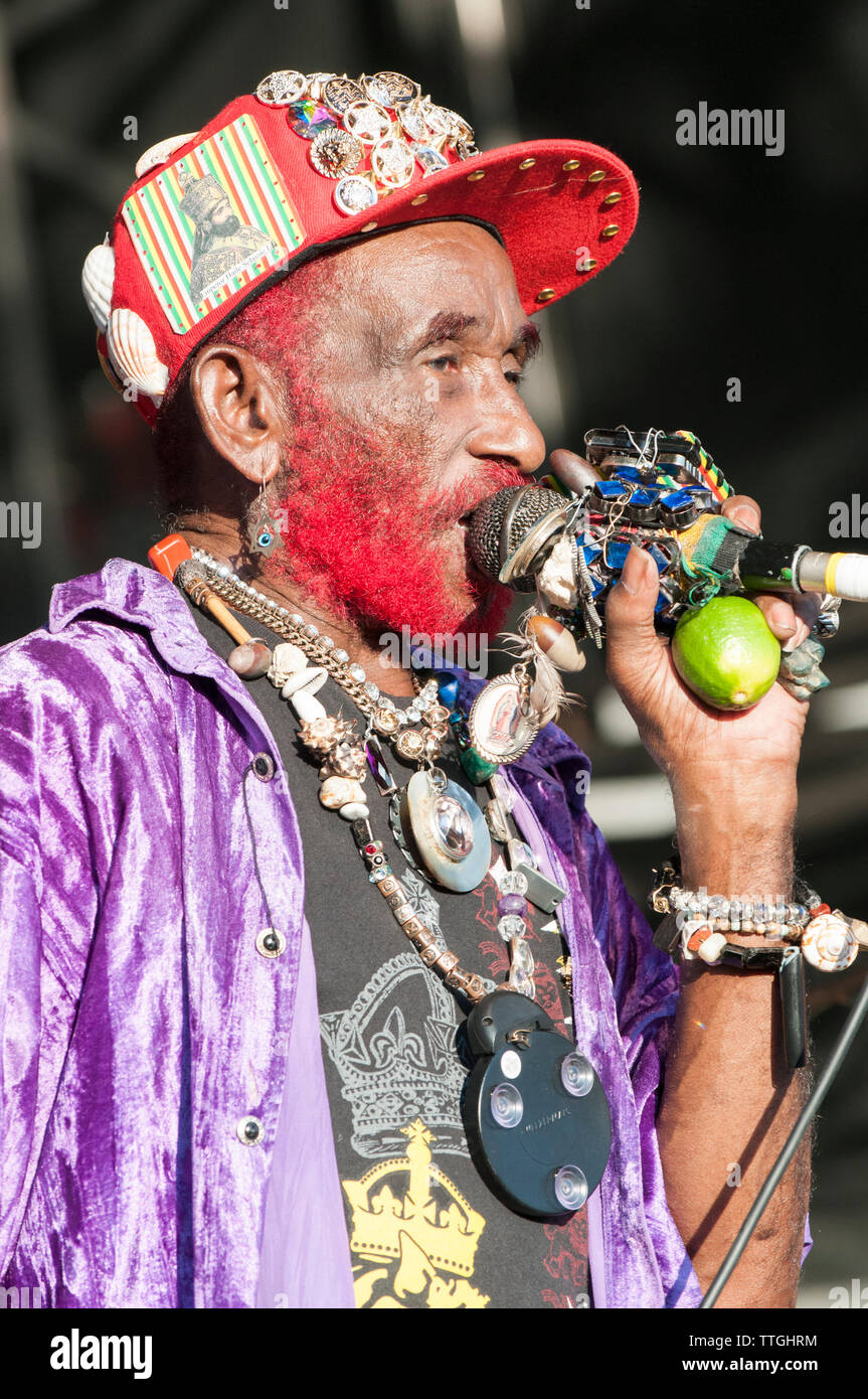 Lee Scratch Perry si esibisce al festival WOMAD, Charlton Park, Malmesbury, Regno Unito. 26 luglio 2013 Foto Stock