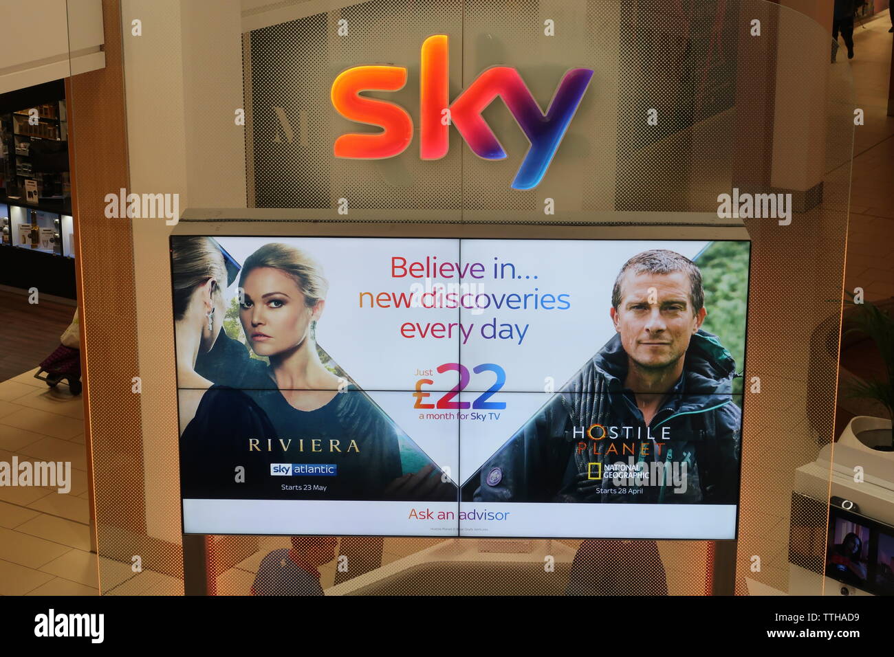 Sky TV e supporto a banda larga nel centro di Victoria Nottingham. Foto Stock