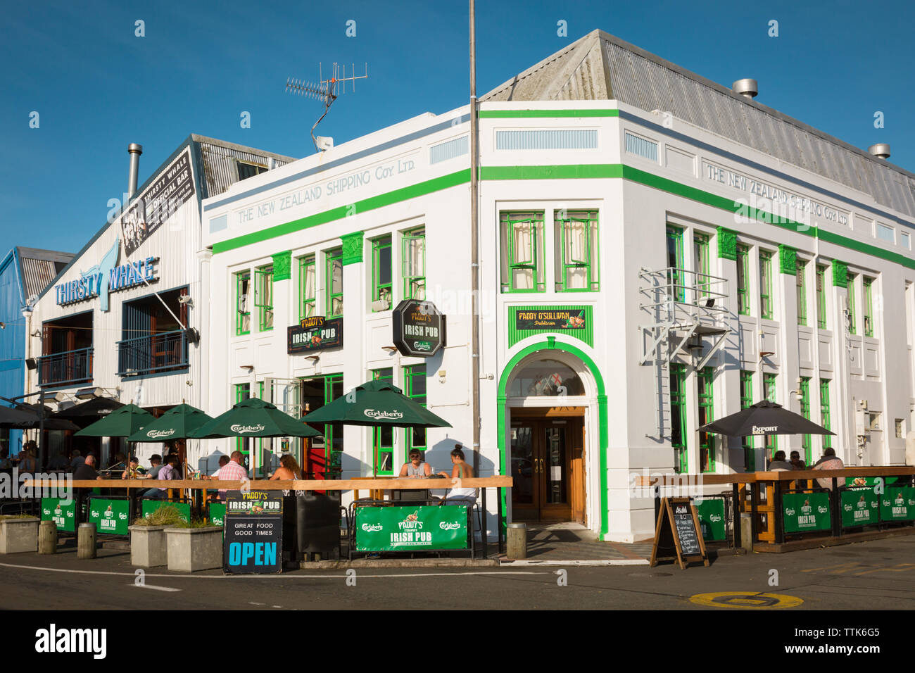 Bar in Napier, Nuova Zelanda, Nuova Zelanda Shipping Co Ltd building Foto Stock