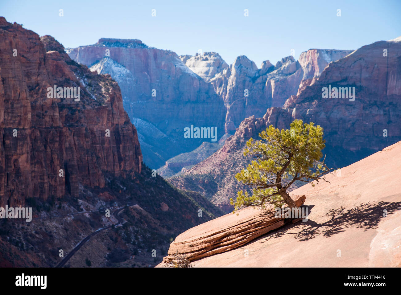 Vista tranquilla di formazioni rocciose presso il desert Foto Stock