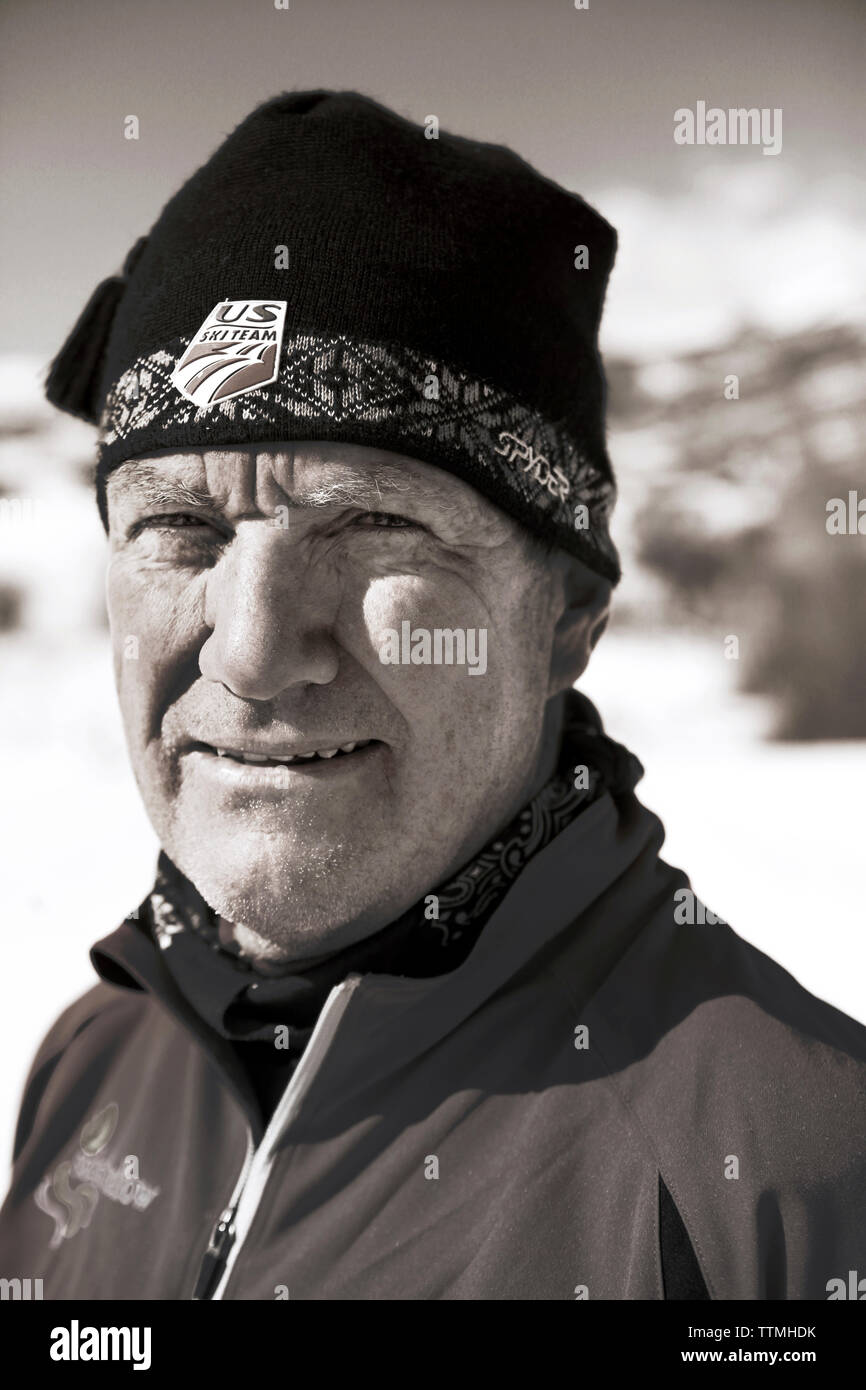 Stati Uniti d'America, Utah, Midway, soldato cava, imparare a Biathlon, il ritratto di un poligono di tiro master, Gary Peirce Foto Stock
