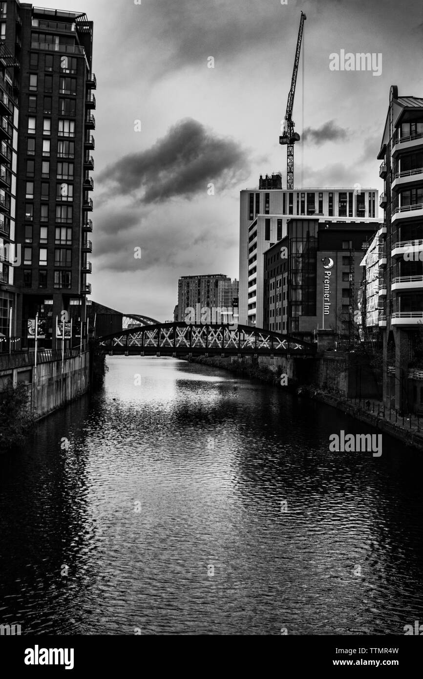 Cupo, giorno buio a Manchester, Regno Unito Foto Stock