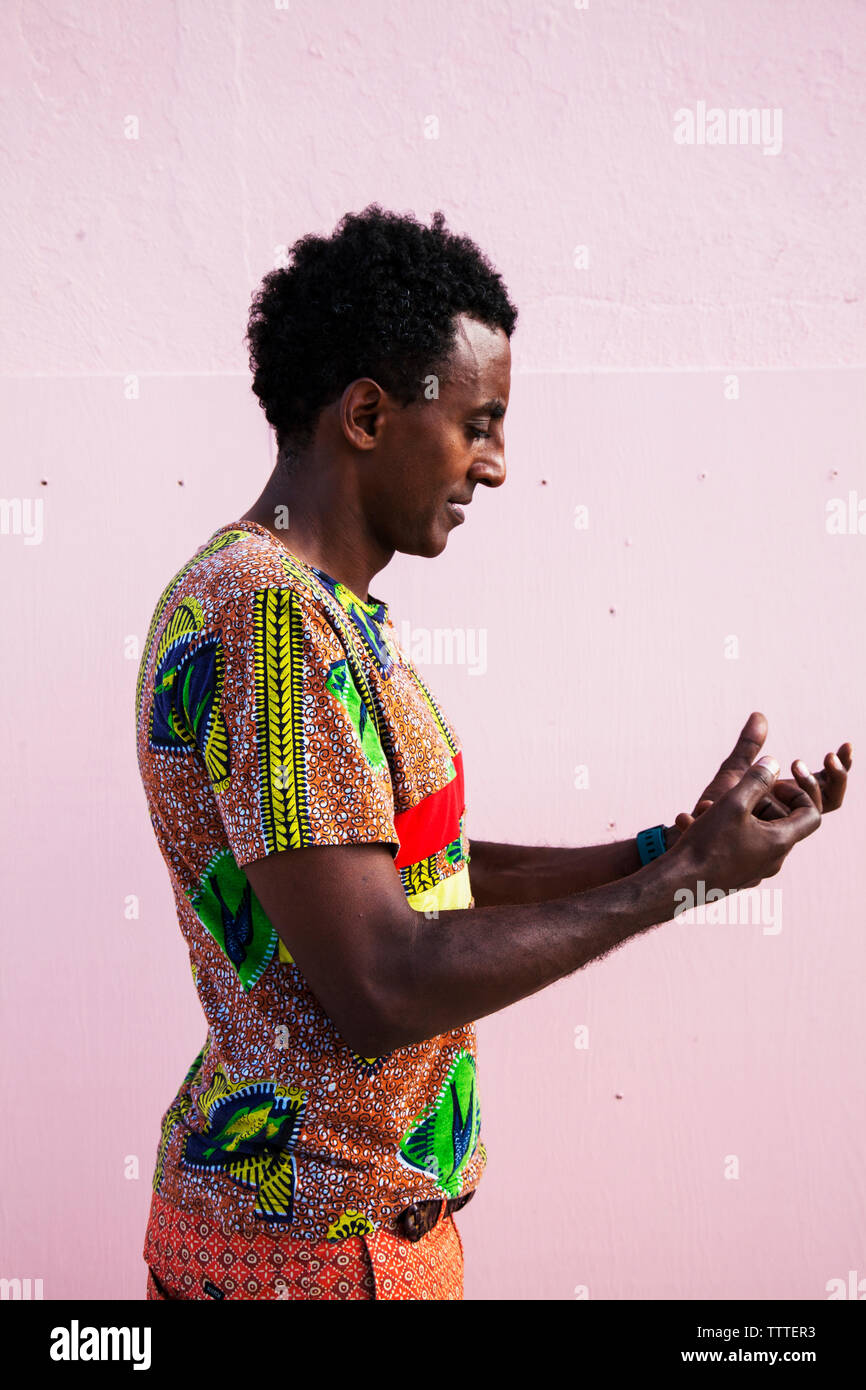 BERMUDA, Hamilton. Lo Chef Marcus Samuelsson all'Hamilton Princess & Beach Club. Foto Stock