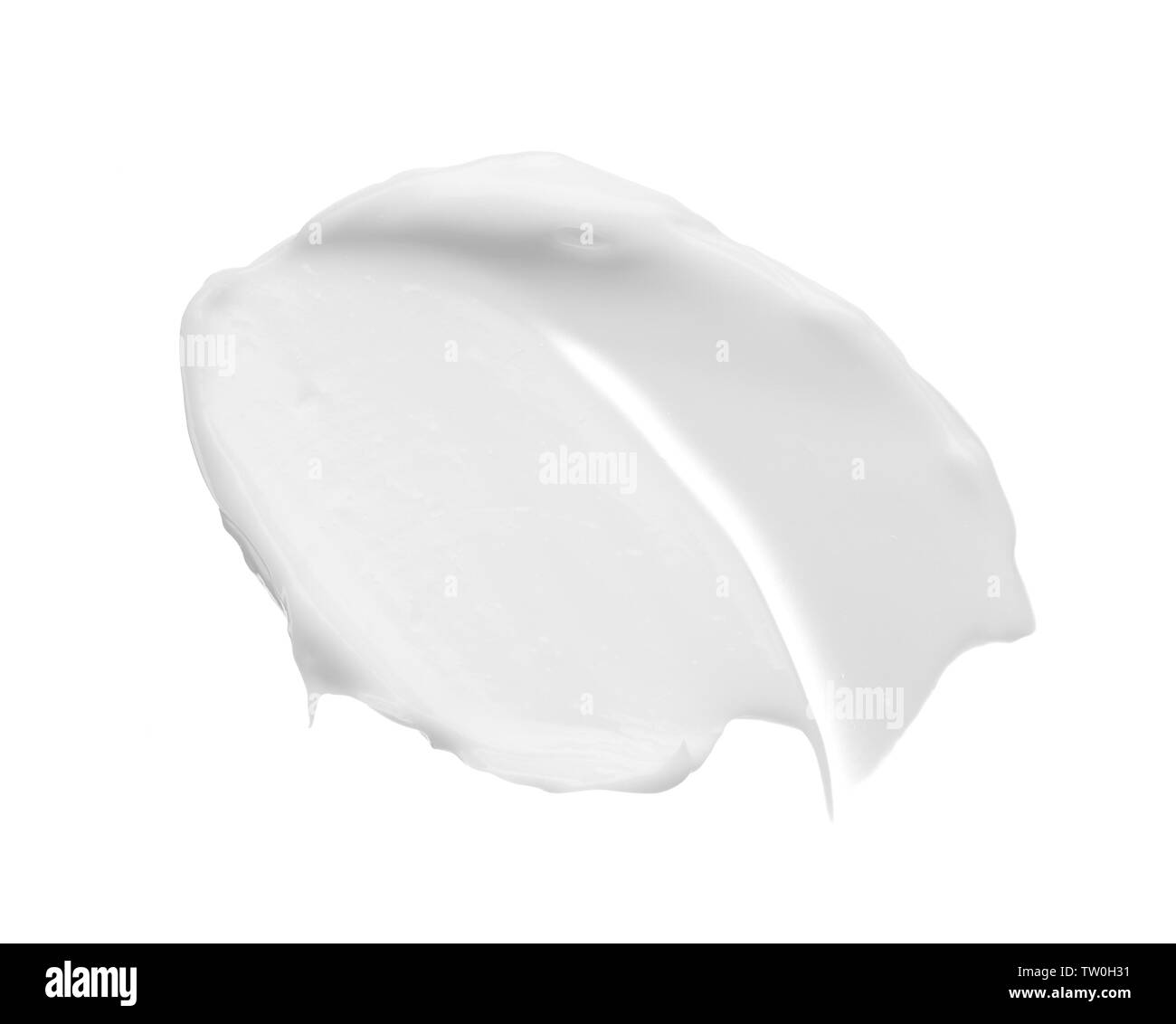 Macchie e consistenza di crema per il viso o bianco vernice acrilica isolati su sfondo bianco Foto Stock