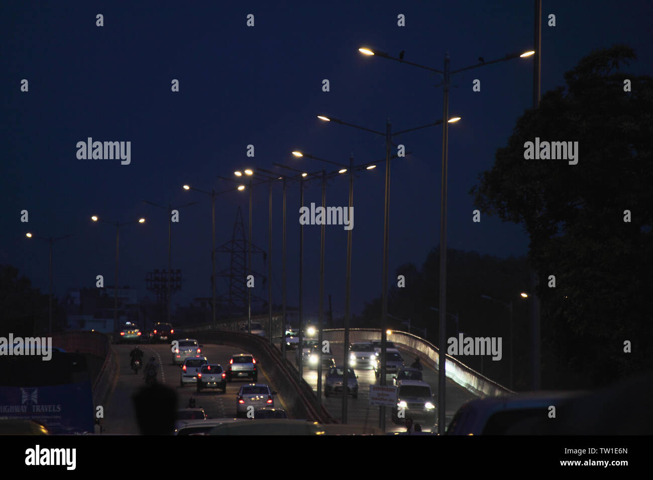 Il traffico su strada, New Delhi, India Foto Stock