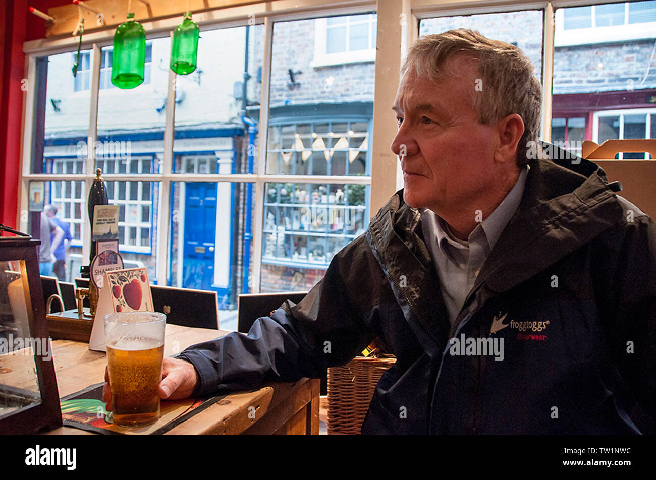 Pub inglese, The Shambles, York, Inghilterra. Foto Stock