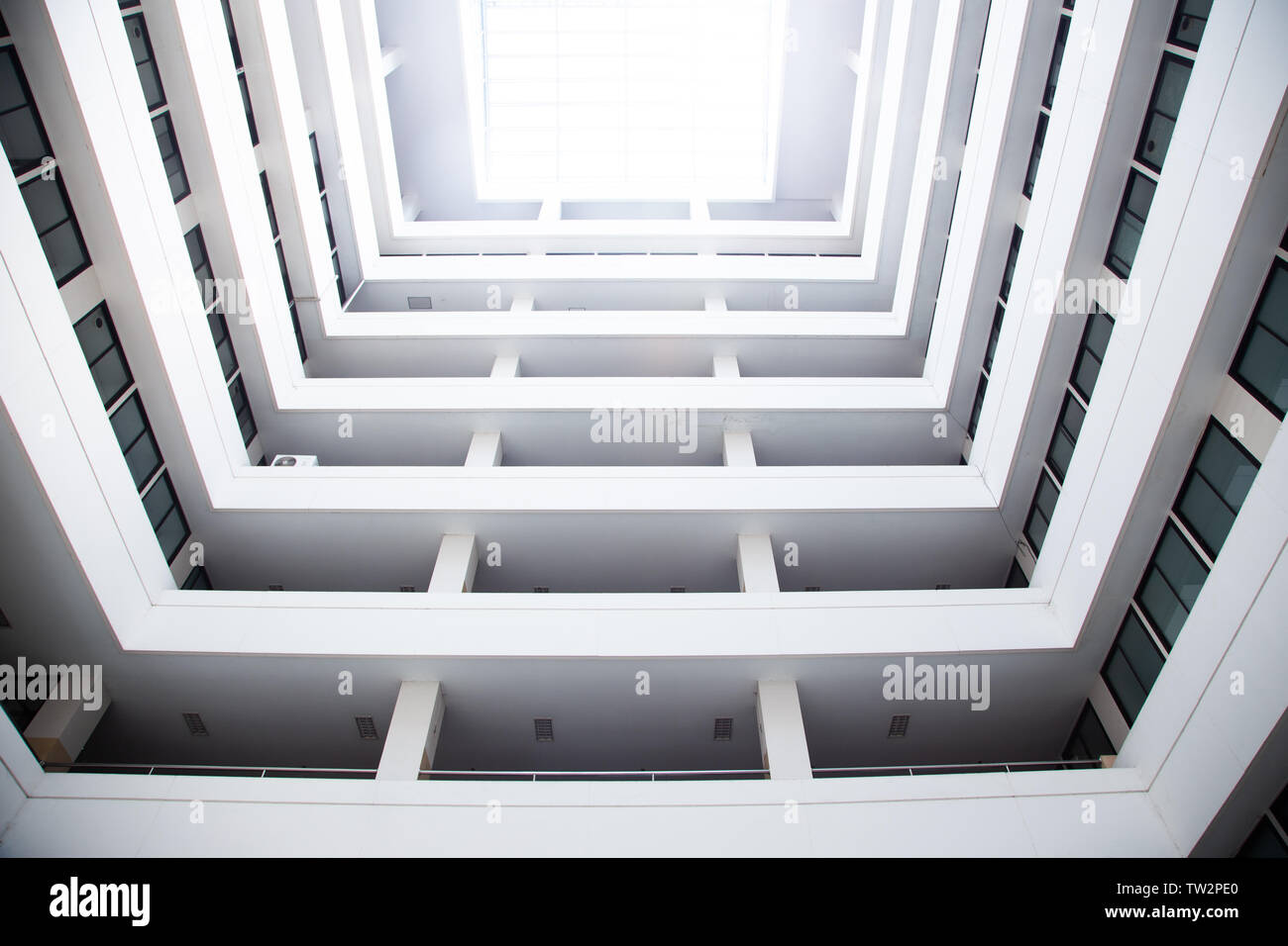 Design architetto transperence roof top per mantenere la luce in edificio laterale per ridurre la luce di alimentazione elettrica Foto Stock