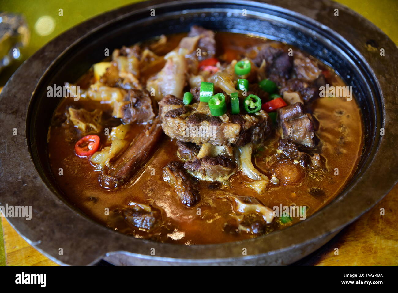 Casseruola brasato di coda di vacca Foto Stock