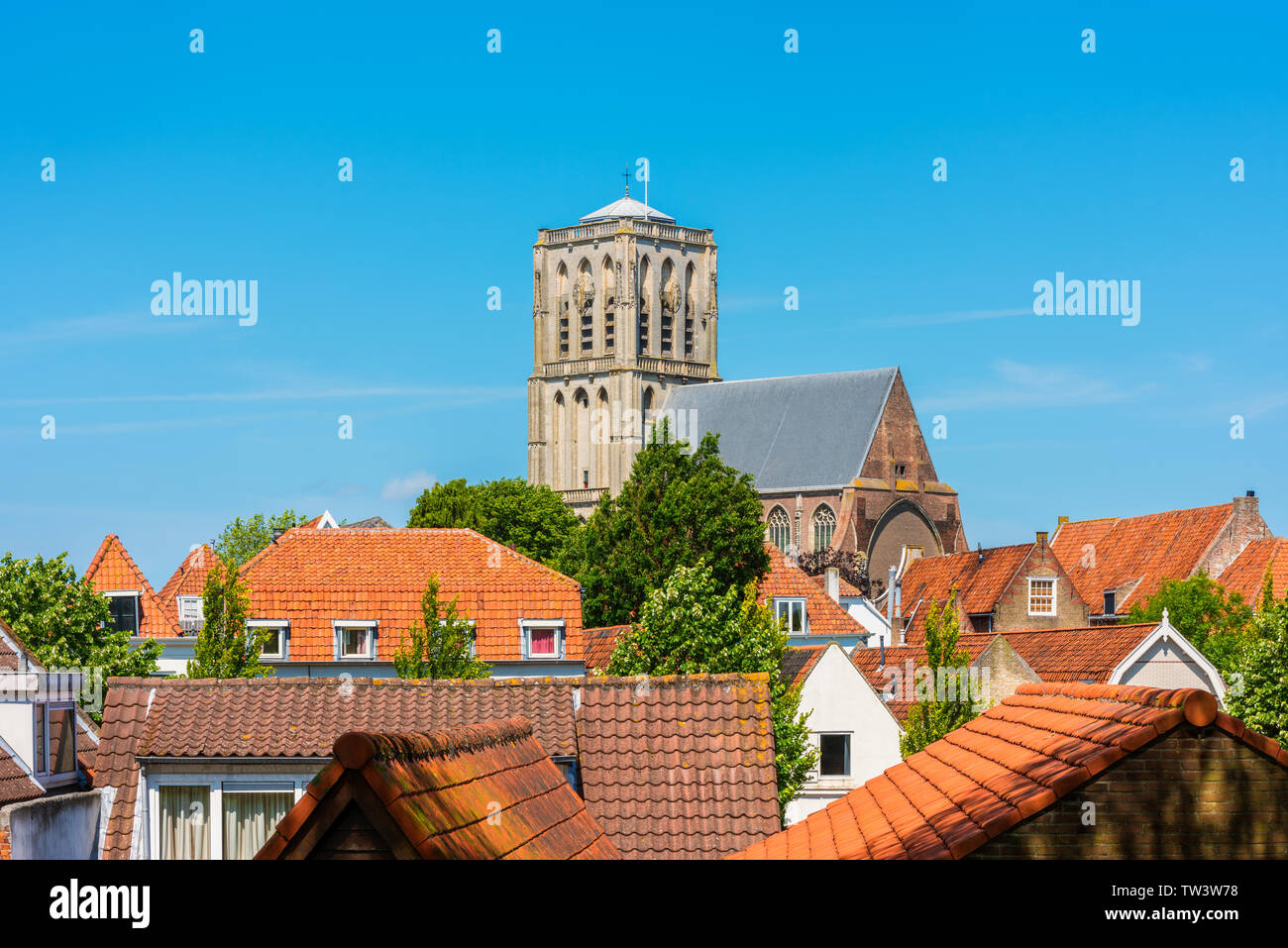Elevato angolo di visione su Brielle, una vecchia città fortificata in South Holland, Paesi Bassi Foto Stock
