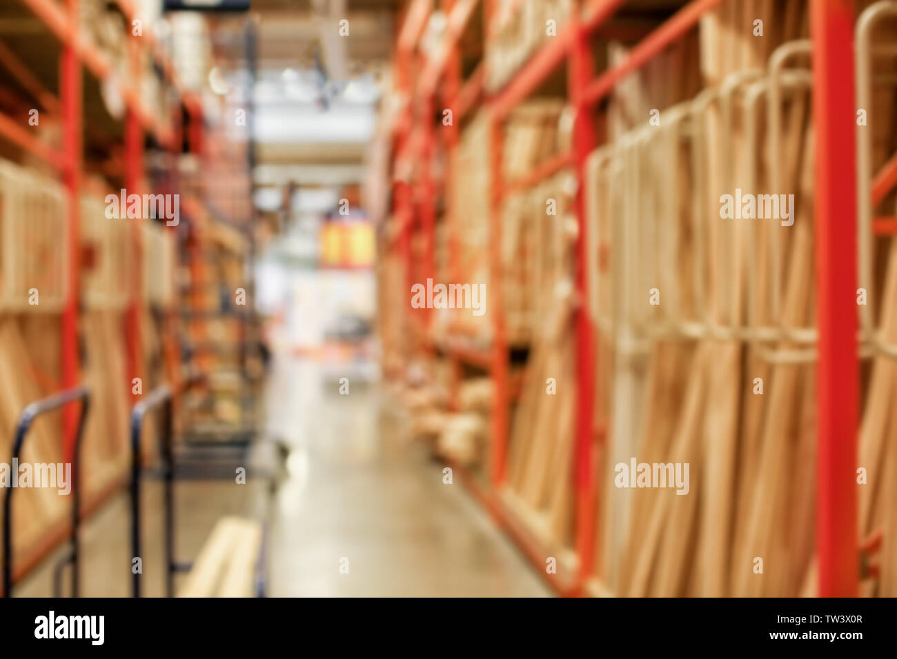 Magazzino sfocate con diversi materiali da costruzione Foto Stock