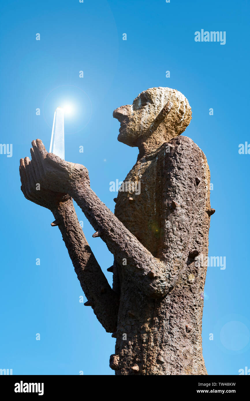 Statua di l'uomo dal mare, il villaggio di Bo, Isole Vesteralen, Norvegia. Foto Stock