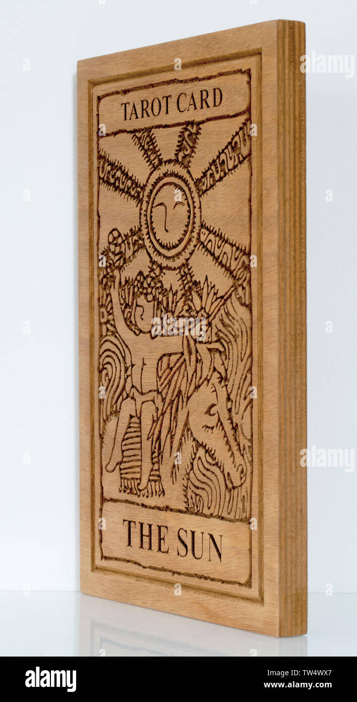 Di legno Grande carta dei Tarocchi - Sun Foto Stock