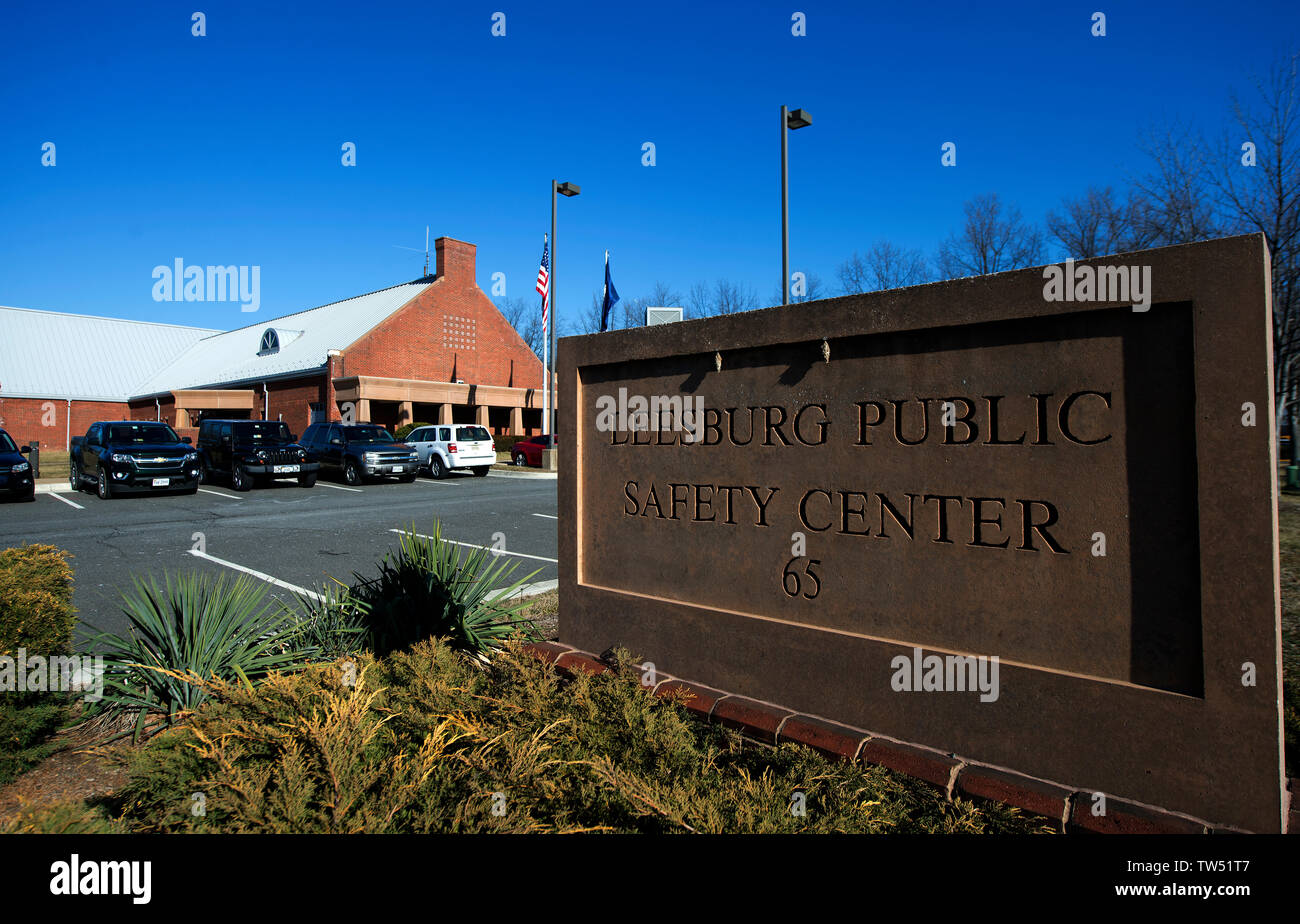 Stati Uniti - 02-06-2017: Leesburg dipartimento di polizia, 65 Plaza St NE. L'espansione del Leesburg Dipartimento di Polizia presso la sede centrale su Plaza Stree Foto Stock