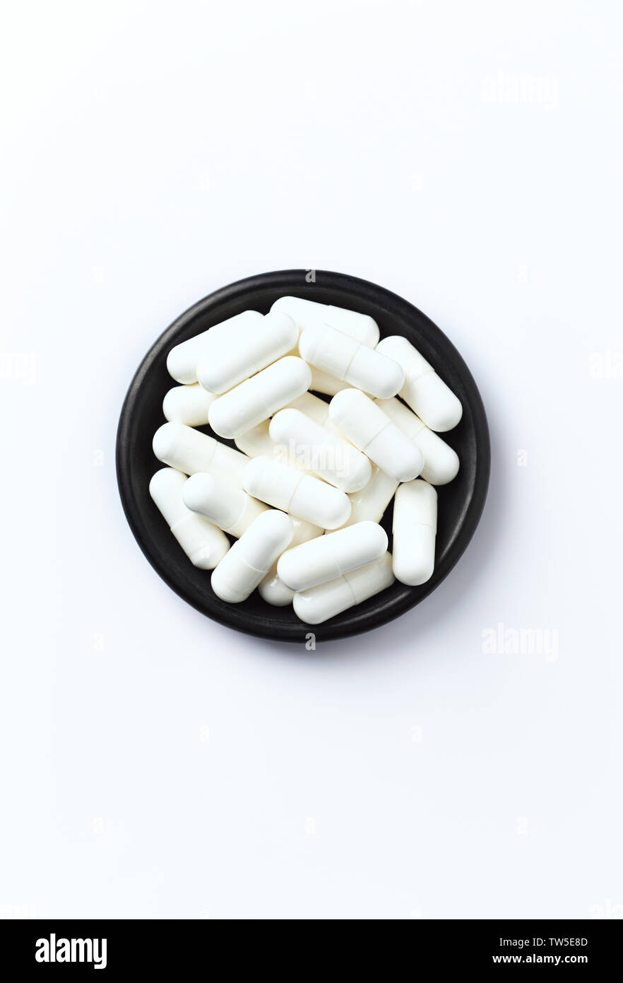 GABA (acido gamma-amminobutirrico) compresse. Concetto per una sana integrazione dietetica. Foto Stock