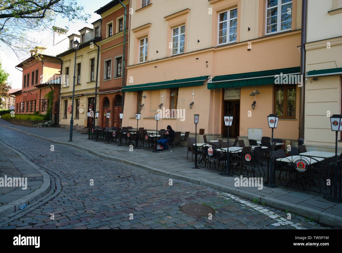 Un caffè all'aperto nel quartiere ebraico di Cracovia, Polonia Foto Stock