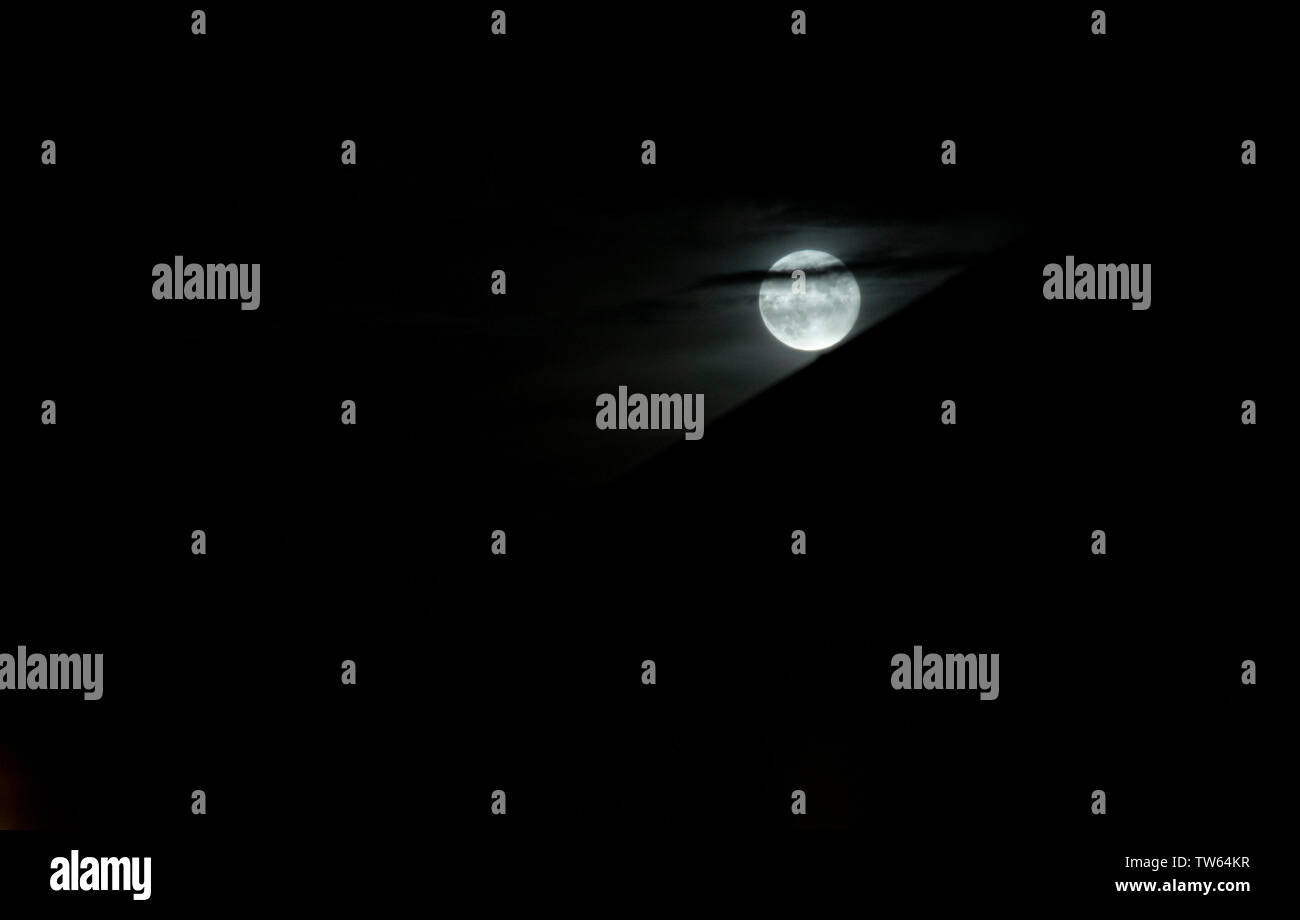 Strawberry Luna Giugno 2019 Foto Stock