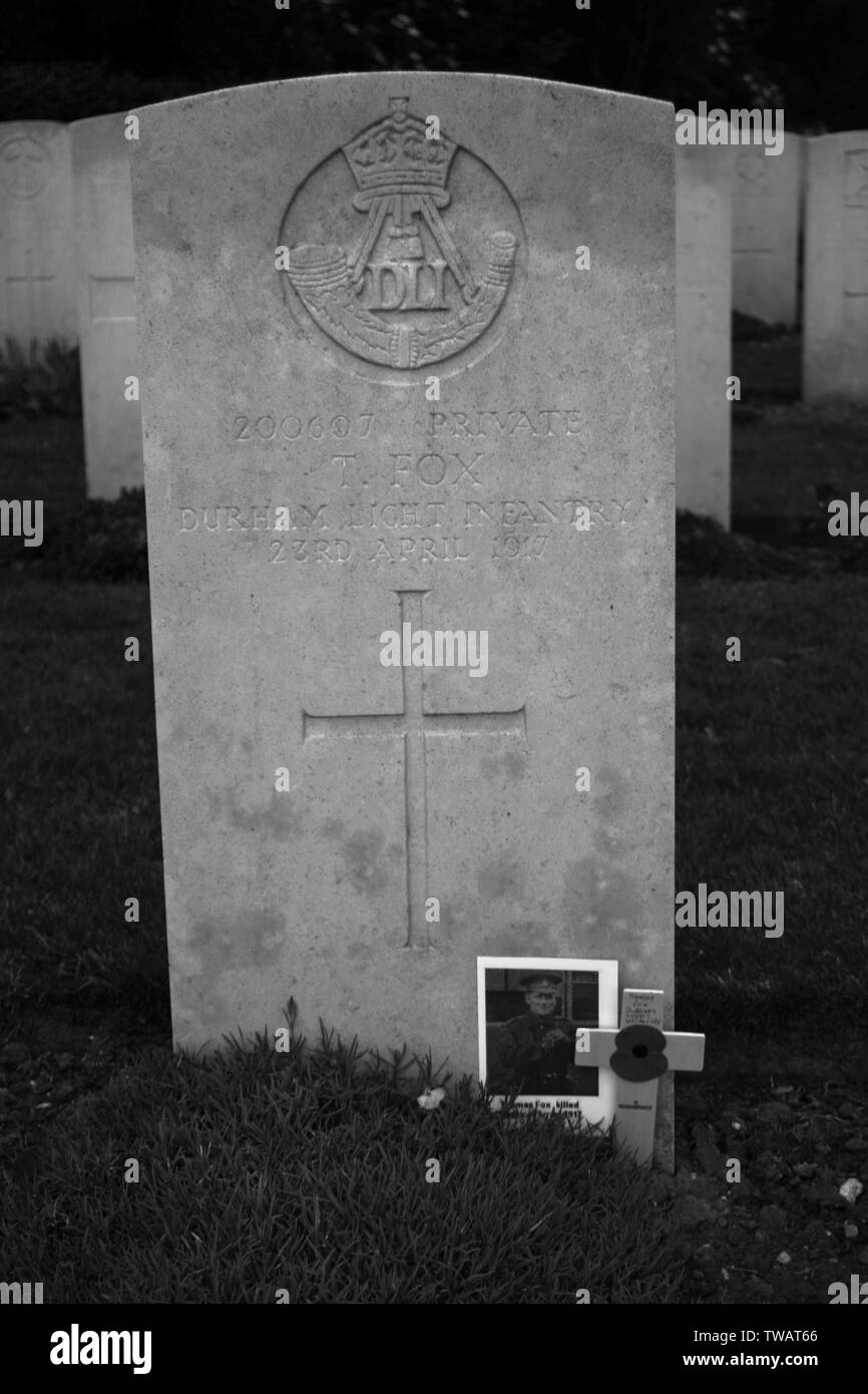 Bucquoy cimitero stradale Ficheux Foto Stock