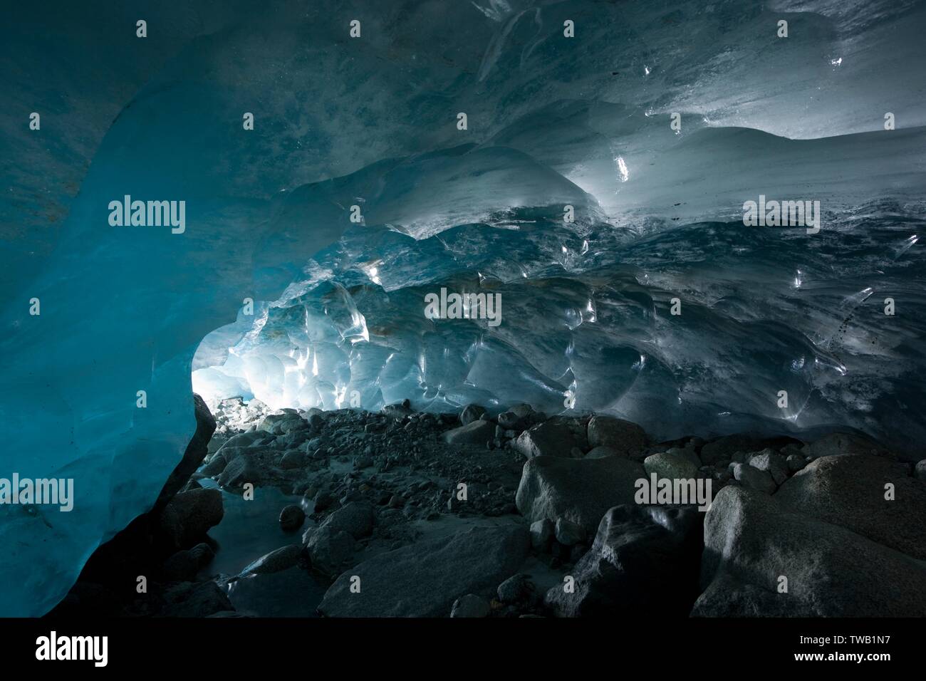 Austria, Tirolo, Alpi Zillertal, uscita del ghiacciaio Hornkees (ghiacciaio). Foto Stock