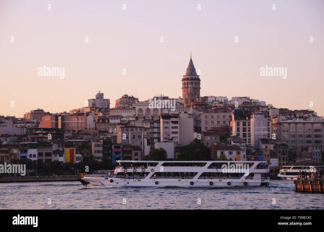 Istanbul la Torre Galata e Bosphurus. Foto Stock