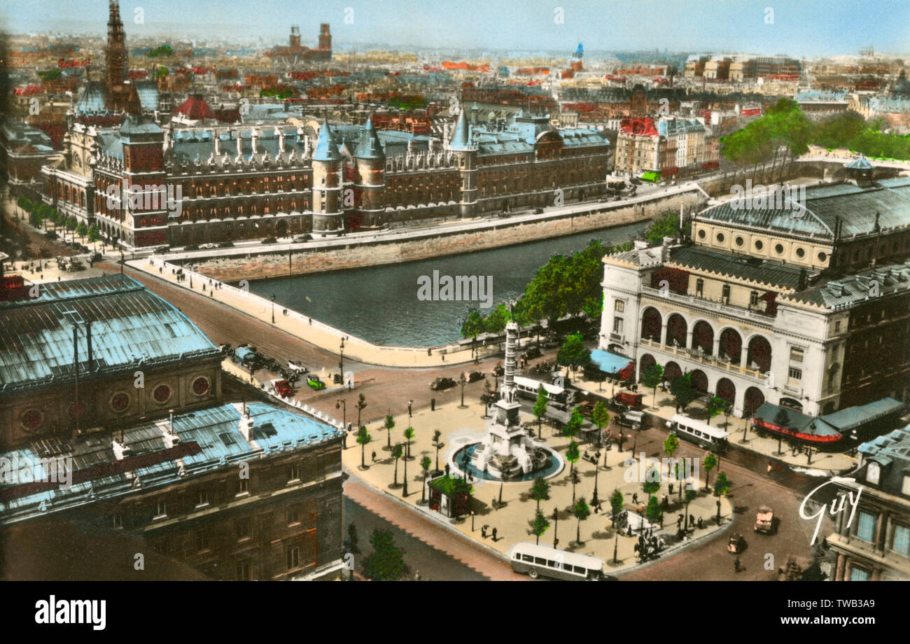 Parigi, Francia - Panorama - Place du Chatelet e il Palais de Justice Data: circa 1940 Foto Stock