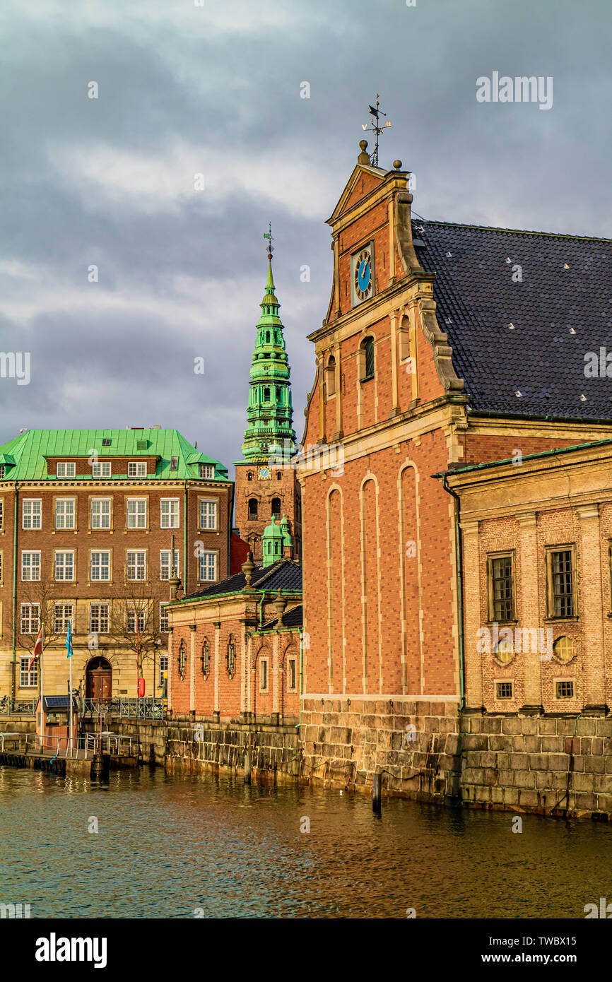 La seicentesca chiesa di Holmen su Holmens Kanal, Copenhagen, Danimarca. Gennaio 2019. Foto Stock