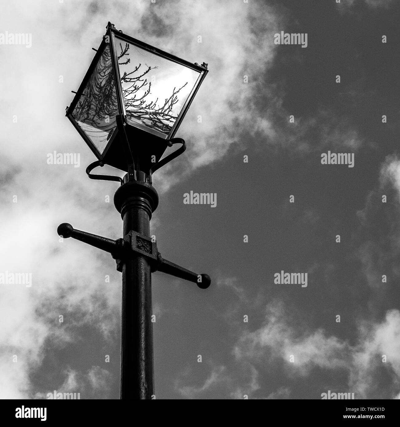 Lampada vittoriana Post, Londra Vittoriana convertita in gas street lampada. Foto Stock