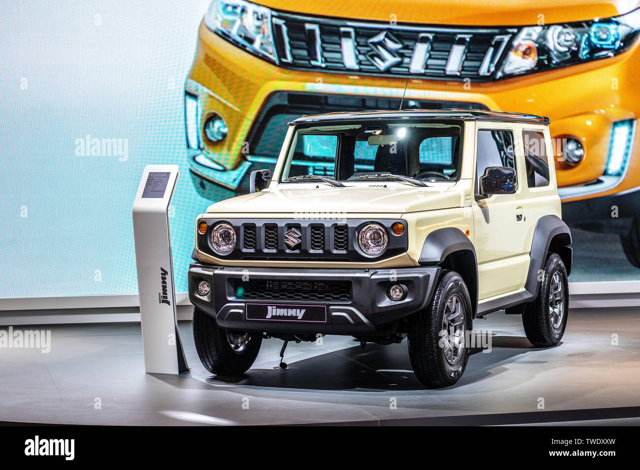 Parigi, Francia, ottobre 02, 2018 tutte le nuove Suzuki Jimny gen 4 al