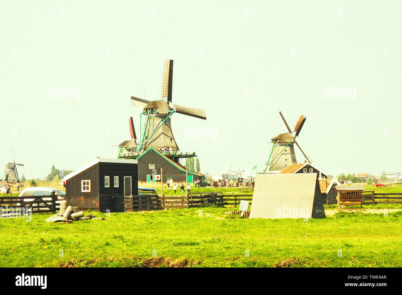 Dutch WINDMILL VILLAGE Foto Stock