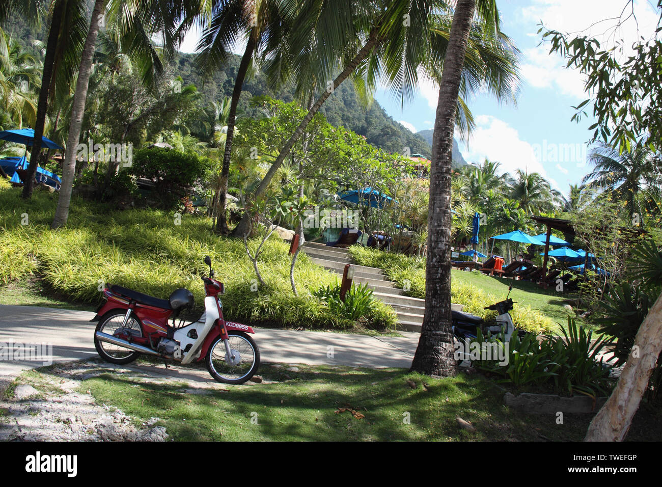 Moped al resort turistico, Isola di Langkawi, Malesia Foto Stock
