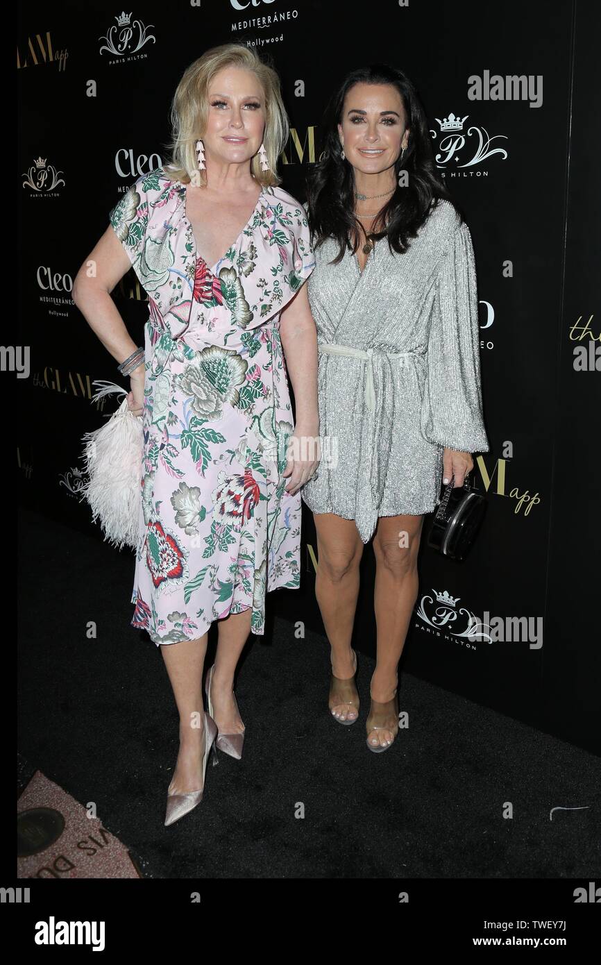 Giugno 19, 2019 - Los Angeles, CA, Stati Uniti d'America - LOS ANGELES - Jun 19: Kathy Hilton, Kyle Richards al il Glam App celebrazione della manifestazione presso il Cleo il 19 giugno 2019 a Los Angeles, CA (credito Immagine: © Kay Blake/ZUMA filo) Foto Stock