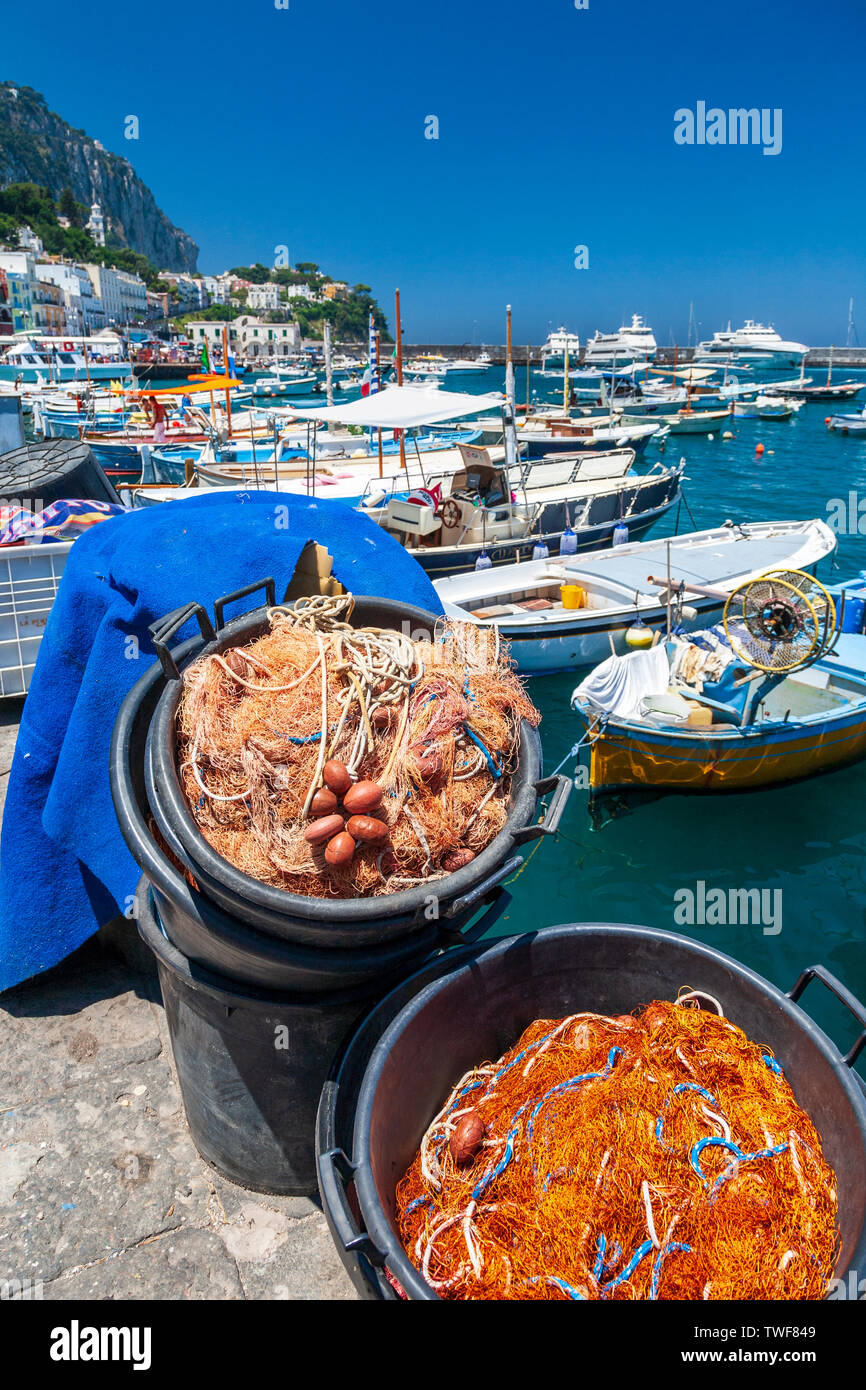 Le reti da pesca a Marina Grande, sull'isola di Capri, Italia Foto Stock