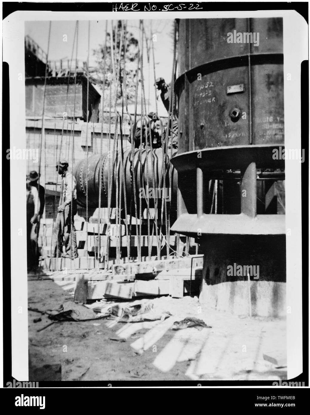 Impianto di alimentazione FOUNDATION - Abbeville Centrale Idroelettrica, Statale 284 e County Road 72, Rocky River (storico), Abbeville County, SC; Abbeville acqua e impianto elettrico società; Pennell, James Roy; bianco, W H; Abbeville potere società incorporata; D.M. Rickenbacker Società di costruzioni; Townsend, C P; Wideman e Singleton; Britton, John B; S. Morgan Smith Società; Woodward Governor Company; Bethlehem Steel Company; Westinghouse Corporation; Boccola Sulzer Brothers Company; contrassegnare fratelli; Cary, Brian, trasmettitore Foto Stock