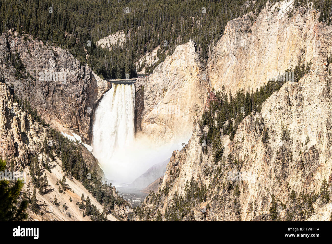 Le cascate inferiori (del Yellowstone River), come si vede dal punto di artista viewpoint. Foto Stock