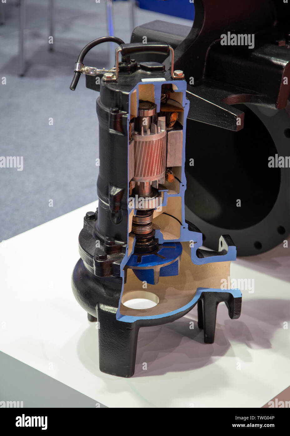 In spaccato la sezione Parti all'interno pompa sommergibile Foto Stock
