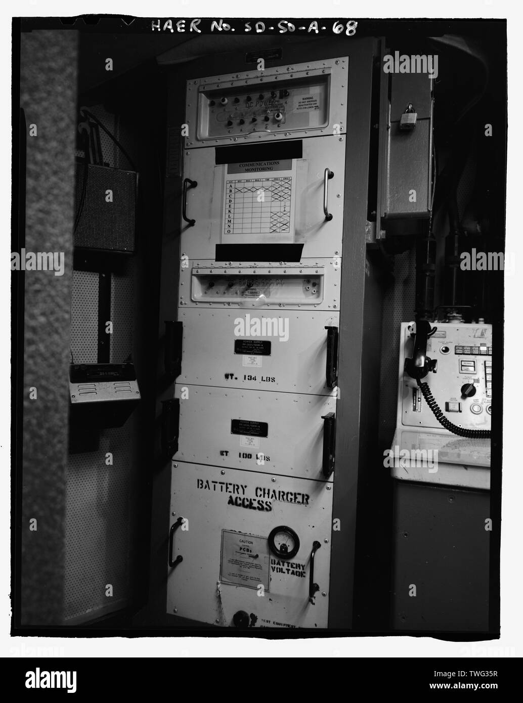 Gruppo di alimentazione, angolo nordest - Ellsworth Air Force Base, volo Delta, Launch Control Facility, County Road CS23A, a nord di uscita 127, interna della Contea di Jackson, SD; Hess, Roise ed azienda contraente; Wegman-French, Lysa trasmettitore; Lyon, Robert, fotografo; Lauber, John F, storico Foto Stock