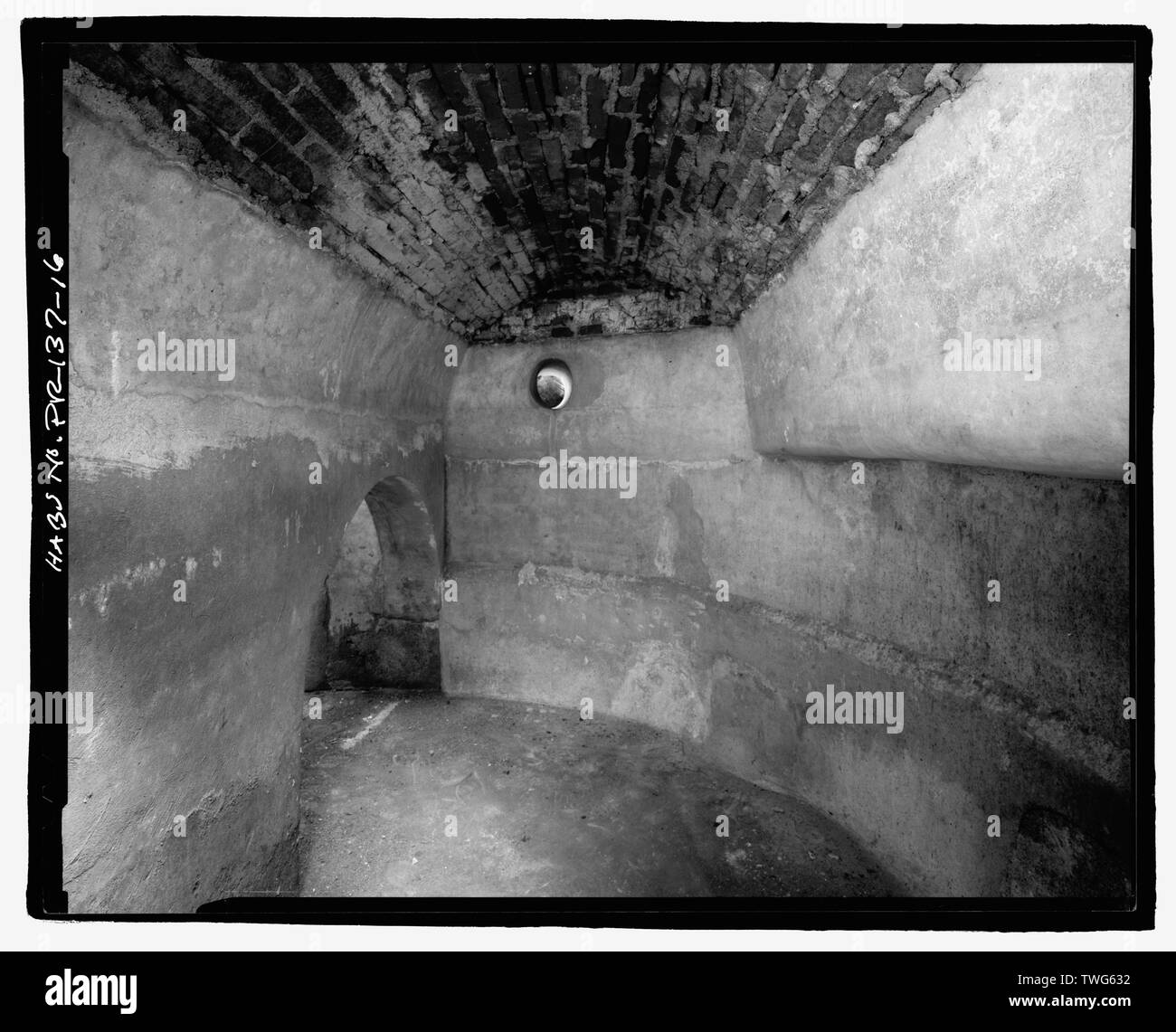 - Quintana bagni termali, dal lato est dell'autostrada 503, Guaraguao, Ponce Municipio, PR; Commonwealth of Puerto Rico, dipartimento delle risorse naturali; John Milner Associates Inc., contraente; Calloway, Debora, trasmettitore; Cawood, Louise Taft, fotografo; Jacobs, Kenneth, storico Foto Stock