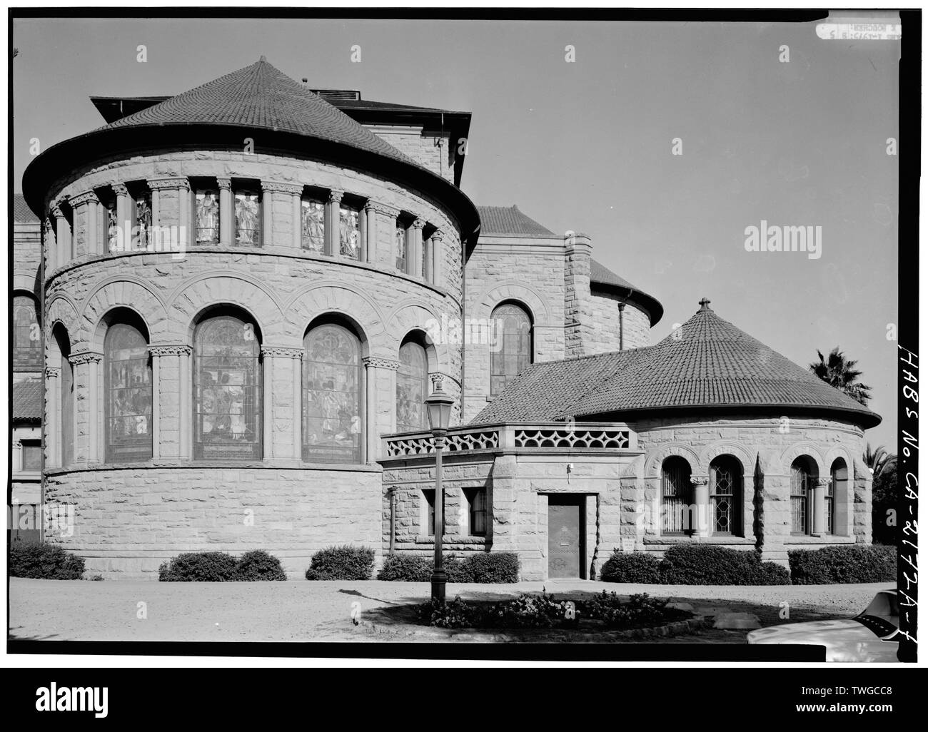 Parte posteriore da sud a sud-ovest - Università di Stanford Memorial Church, Stanford University Campus, Stanford, la Contea di Santa Clara, CA Foto Stock