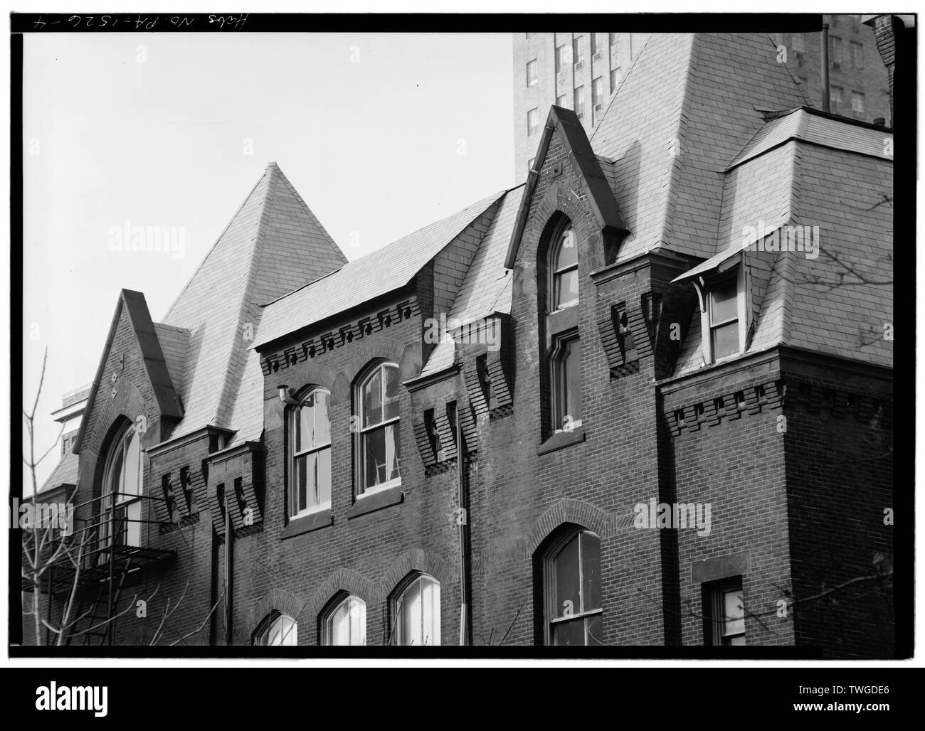 Tetto posteriore elementi - Pennsylvania Istituzione per i sordi e muti, 320 South Broad Street, Philadelphia, Contea di Philadelphia, PA Foto Stock