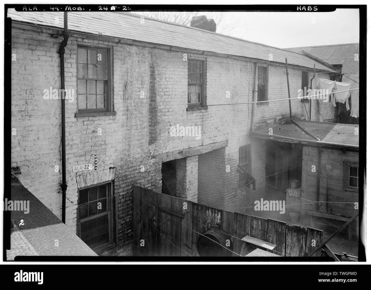 Storici edifici americano sondaggio E. W. Russell, fotografo, 21 febbraio 1936 VISTA POSTERIORE QUARTI SLAVE - Sanford-Staylor House e ambienti per la servitù, 451-453 Via San Francesco, Mobile, County, AL Foto Stock