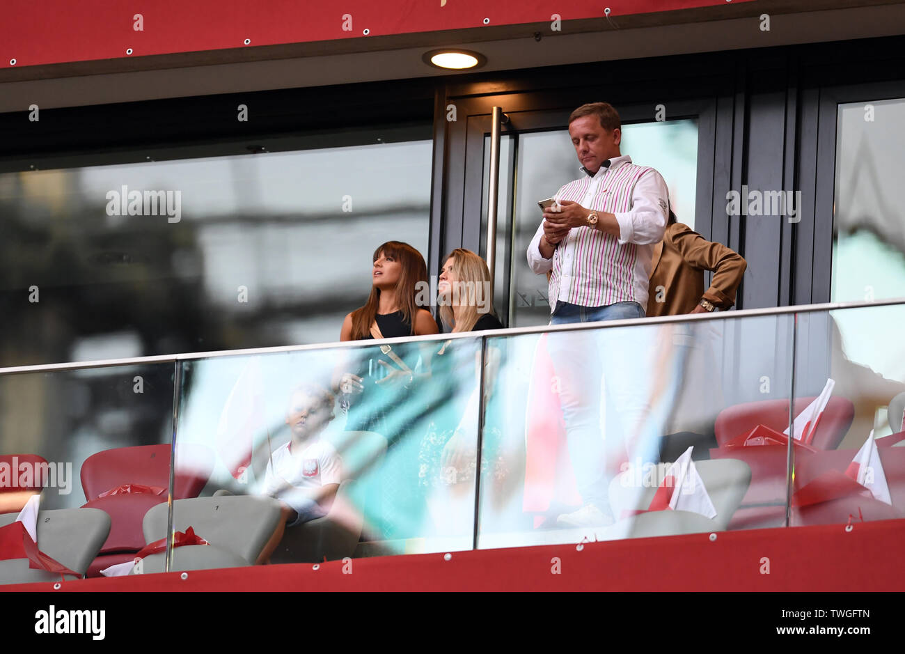 Varsavia, Polonia, 10 Giugno 2019: EURO 2020 qualifing round, fase di gruppo, Polonia vince 4:0 con Izarel su PGE Narodowy. Anna Lewandowska moglie di Robert Lewandowski (Polonia) Foto Stock