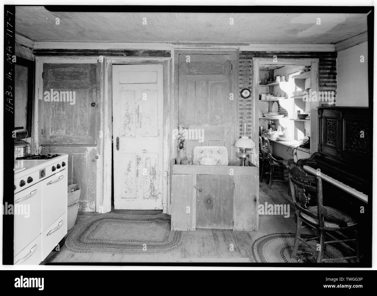 La parete posteriore della camera est - Efraim ricca casa, Pompa punto Log, Truro, Barnstable County, MA Foto Stock